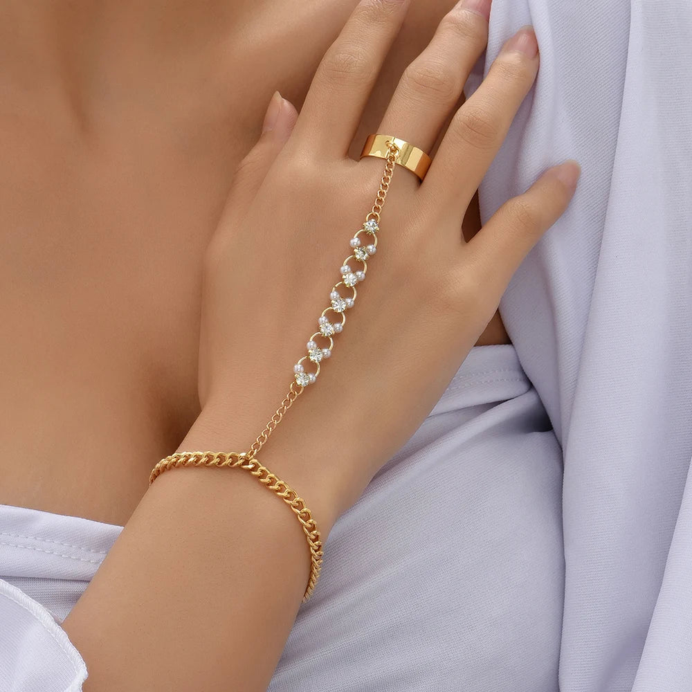 Elegant Hand Chain Bracelet™